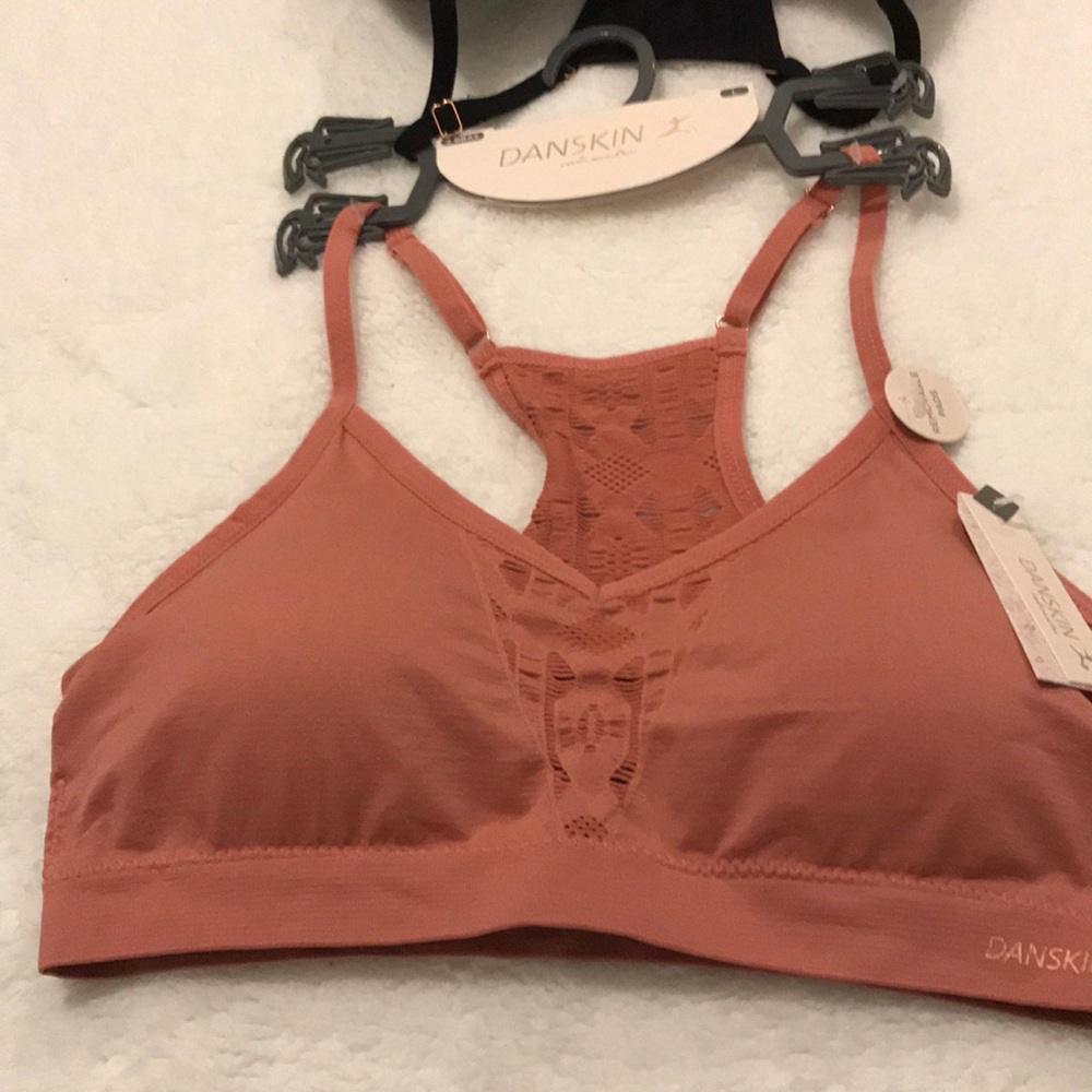 Danskin Support Bra/Peach (L) With Removable Pads